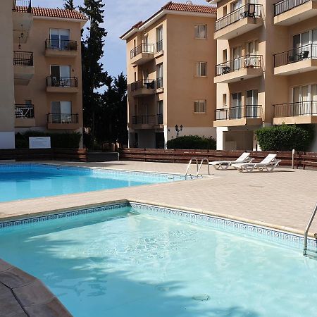 Psyche Harbor Apartment Paphos Exterior photo