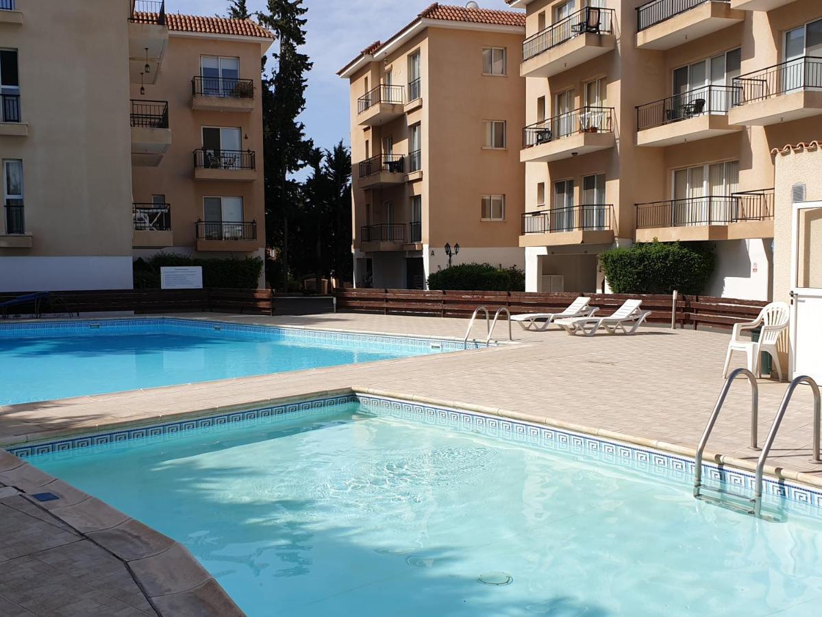 Psyche Harbor Apartment Paphos Exterior photo